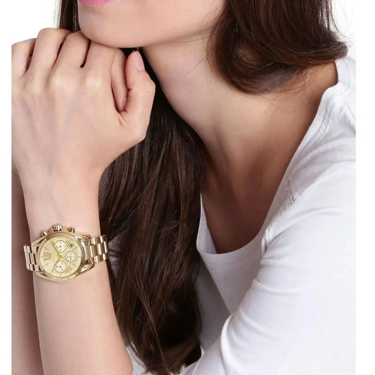 Montre chronographe pour femmes.